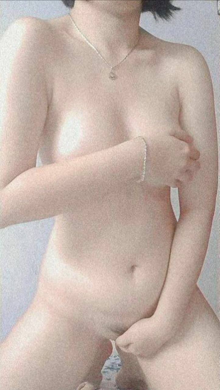 Đứa cháu trẻ và những lão già dâm đãng